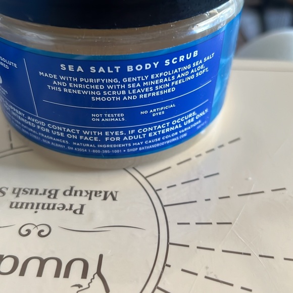 Bath and body works, Aromatherapy Sea Salt therapy, Ocean Essentials. New - Picture 5 of 5